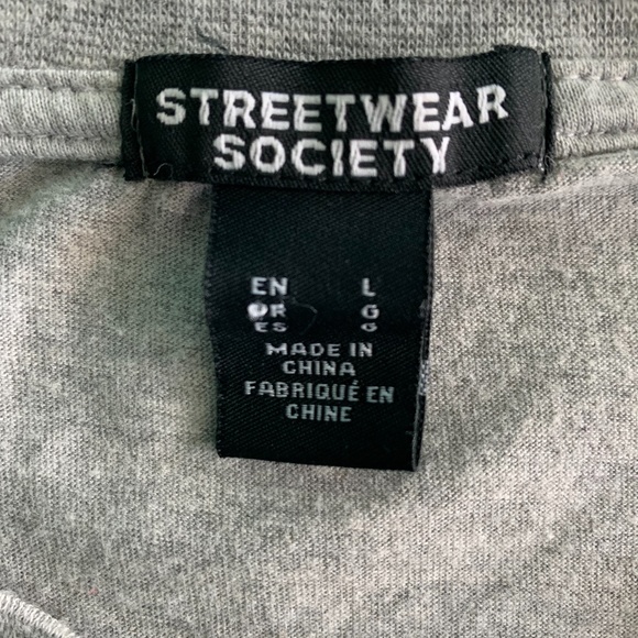 *Streetwear Society Graphic T-shirt Gray Large "Savage" Front Laced Tie Casual - Picture 2 of 7